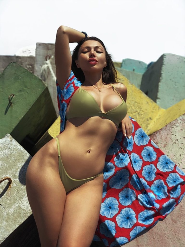 bikini bikini