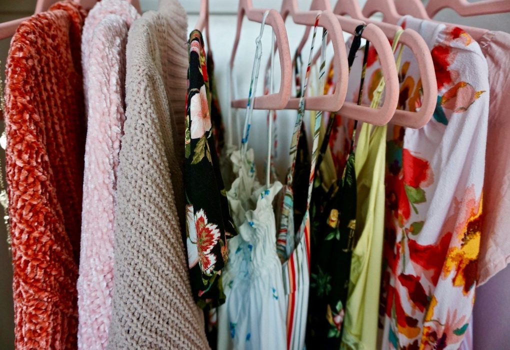 Tijekom ljeta: stvaranje skladne garderobe Tijekom ljeta: stvaranje skladne garderobe